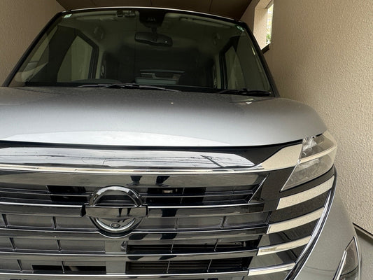 ルークス	B44系 キャラバンNV350 3Dマークレスエンブレムが入荷いたしました。