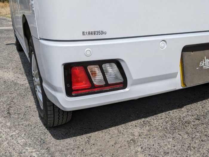 (ブラックスモーク) チョイワル仕様 テールレンズカバー タイプ2 左右2Pセット ハイゼットカーゴ S700系 貼るだけ