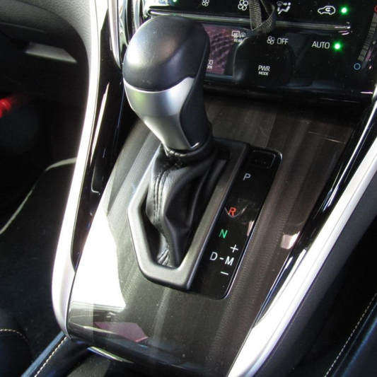 60ハリアードレスアップの人気商品 (ブラックレザー×ブラックステッチ) シフトブーツ ハリアー 60系 H26/1-R2/5 YourParts e0711 ドレスアップ 内装 車内