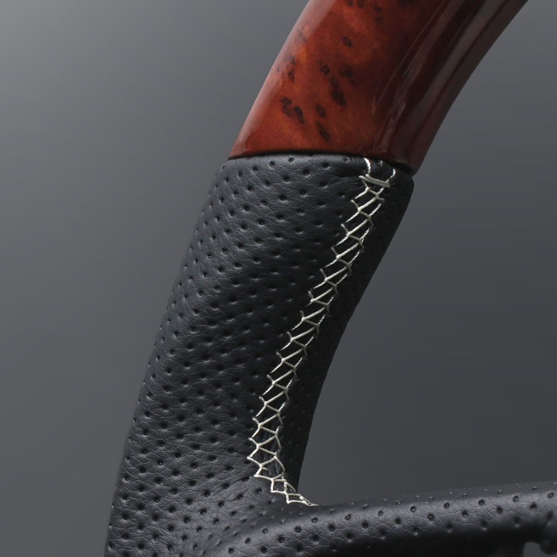 高品質の証ユーロステッチ採用 (茶木目xシルバーステッチ) 純正交換ガングリップステアリング カローラスポーツ/ツーリング 210系 H30/6- LS189