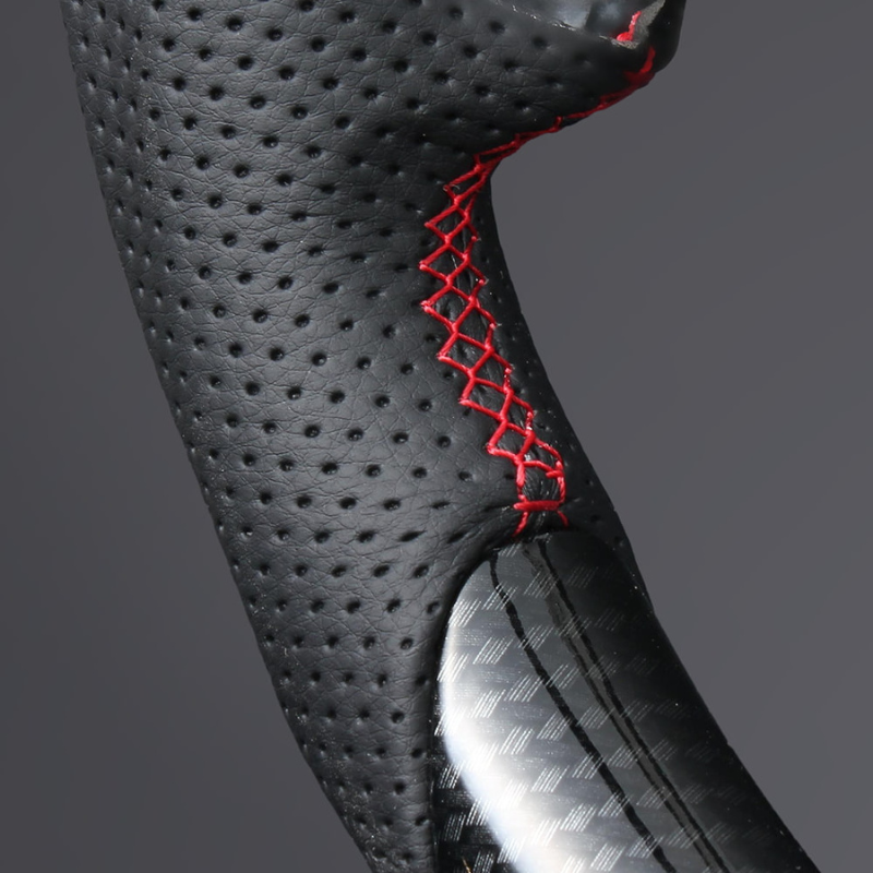 ユーロステッチ採用 (カーボン調xレッドステッチ) 純正交換ガングリップステアリング アイシス ZGM10系 H16/9-H29 LS194 純正3スポークデザインのみ対応