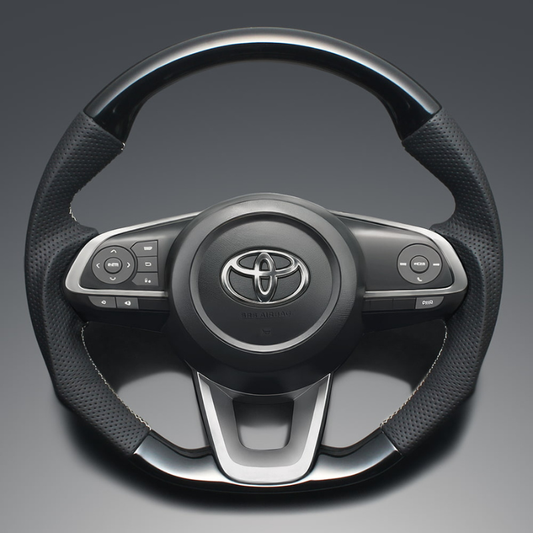 ユーロステッチ採用 (ピアノブラックxシルバーステッチ) ガングリップステアリング ルーミー 900系 R2/9-後期専用 LS198 トール/ジャスティ取付可