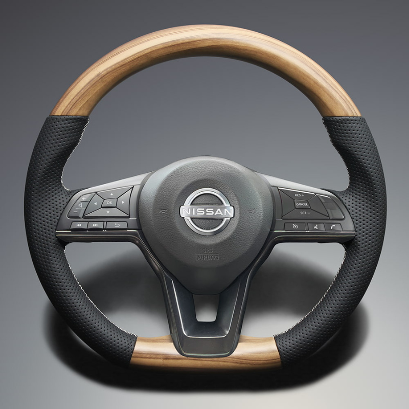 高品質の証ユーロステッチ採用 (マットアッシュブラウンxシルバーステッチ) 純正交換ガングリップステアリング ノート E12 H24/9-R2/12 LS254