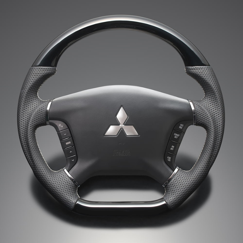 高品質の証ユーロステッチ採用 (ピアノブラックxシルバーステッチ) 純正交換ガングリップステアリング デリカD5 CV系 前期  H19/1-H30/12 LS297