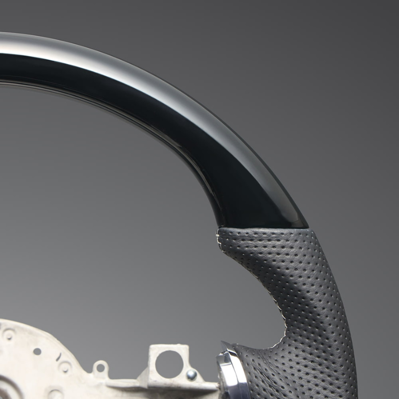 高品質の証ユーロステッチ採用 (ピアノブラックxシルバーステッチ) 純正交換ガングリップステアリング デリカD5 CV系 前期  H19/1-H30/12 LS297