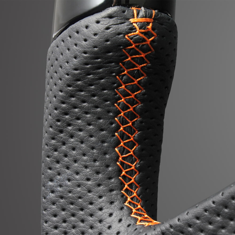 高品質の証ユーロステッチ採用 (ピアノブラックxオレンジステッチ) 純正交換ガングリップステアリング デリカD5 CV系 後期 R1/2- LS299