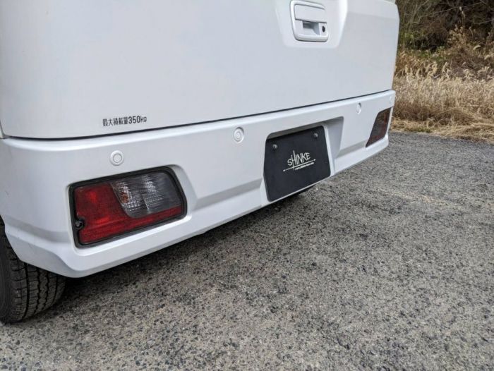 (ライトスモーク) ゴーストテールレンズカバー タイプ2 リフレクターカット設計 ハイゼットカーゴ S700系