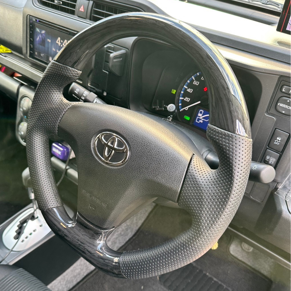 純正交換ステアリング (黒木目調) ガングリップステアリング ムーブ LA100 (H24/12-H26/12) LANBO LSD006A