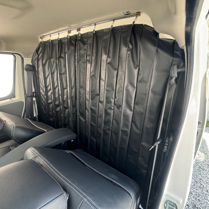 後列のプライベートを守る (ブラック) 間仕切りカーテン タウンエース S403後期 R2/9- SHINKE f5349c01 GL / DX 車 カスタム パーツ 冷房が効く