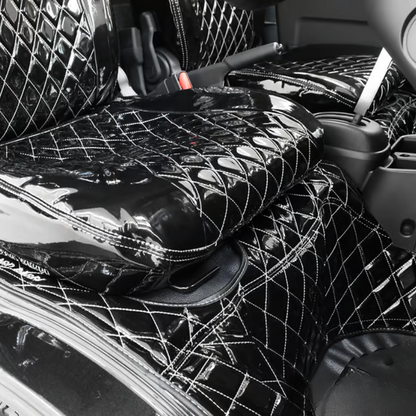 ダイヤステッチ (エナメルタイプ) シートカバー 左右セット ハイゼットカーゴ HIJET CARGO S700系 R3/12- HARD CARGO 一列目運転席+助手席セット