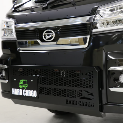タフ仕様 フロントグリル (ブラック塗装 スモークアンバーLED) LEDスキッドグリル ハイゼットトラック ジャンボ S500系 後期 MC後 R3/12- HARD CARGO