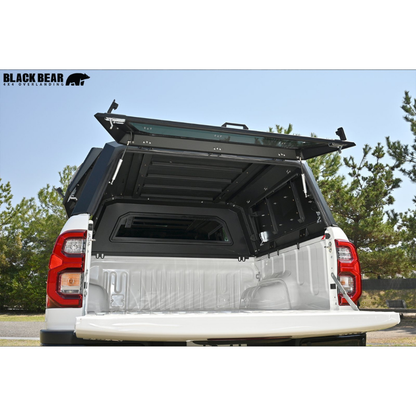 武装的ビジュアル キャノピー ハイラックス GUN125 H29/9- CAN004 アルミ合金 レール付 LED3WAYハイマウントランプ装備