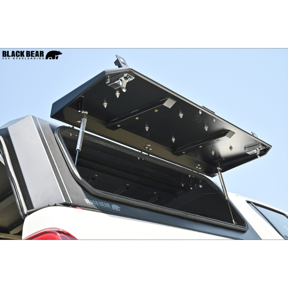 武装的ビジュアル キャノピー ハイラックス GUN125 H29/9- CAN004 アルミ合金 レール付 LED3WAYハイマウントランプ装備