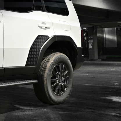 武装的ビジュアル (マットブラック) リアドアサイドガーニッシュ ランドクルーザー 250系 R6/4- WD104203 ABS樹脂 車 カスタム パーツ 外装 おしゃれ