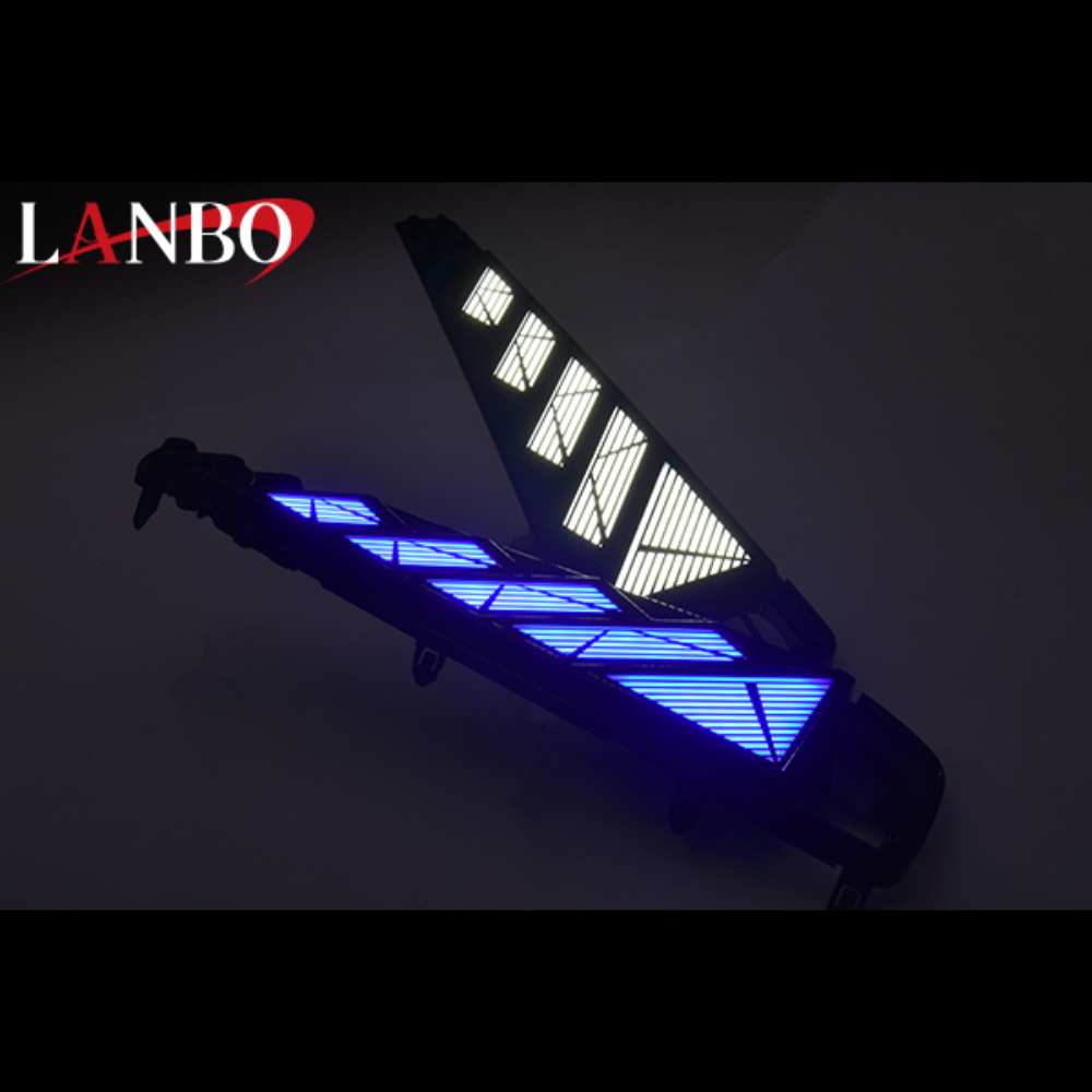 昼間でも隠せない、圧倒的な存在感。 (白光X青光) LEDデイライトキット ヴェルファイア 40系 R5/6- 流れるデイライト LDLK-VE40 3WAY仕様