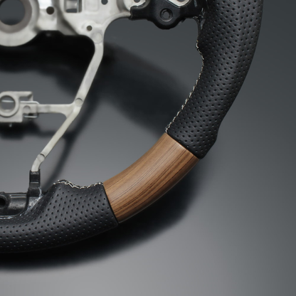 高品質の証ユーロステッチ採用 (マットアッシュブラウンXシルバーステッチ) 純正交換ガングリップステアリング カローラクロス 210系 R3/9- LS190