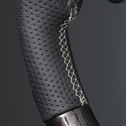 高品質の証ユーロステッチ採用 (マホガニ調黒木目xシルバーステッチ) 純正交換ガングリップステアリング カムリ 70系 H29/7-R5/12 LS204