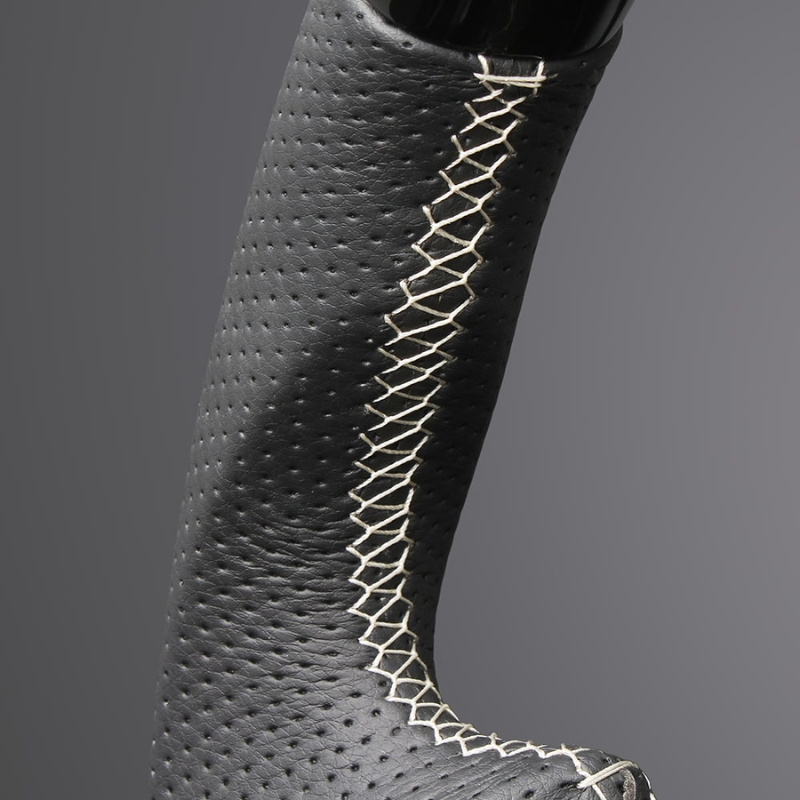 高品質の証ユーロステッチ採用 (ピアノブラックxシルバーステッチ) 純正交換ガングリップステアリング シエンタ MX10系 R4/9- LS195