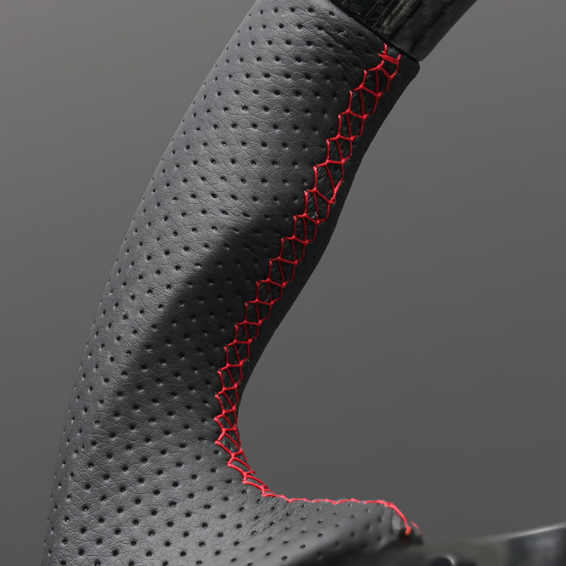 高品質の証ユーロステッチ採用 (カーボン調xレッドステッチ) 純正交換ガングリップステアリング ヤリス MXP10系 R2/2- LS196