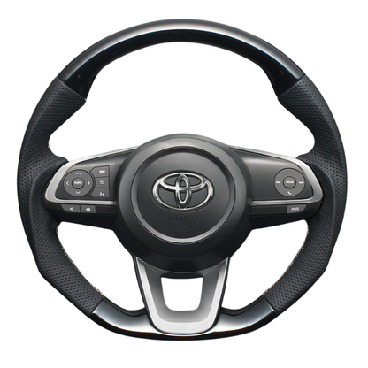 ユーロステッチ採用 (ピアノブラックxシルバーステッチ) ガングリップステアリング ルーミー 900系 R2/9-後期専用 LS198 トール/ジャスティ取付可