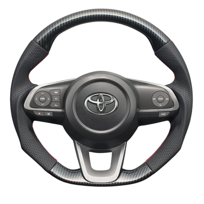 ユーロステッチ採用 (カーボン調xレッドステッチ) 純正交換ガングリップステアリング ルーミー 900系 R2/9-後期専用 LS199 トール/ジャスティ取付可