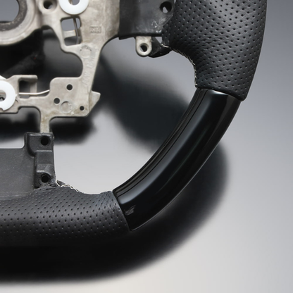 高品質の証ユーロステッチ採用 (ピアノブラックxシルバーステッチ) 純正交換ガングリップステアリング プリウス  60系 Gグレード専用 LS212