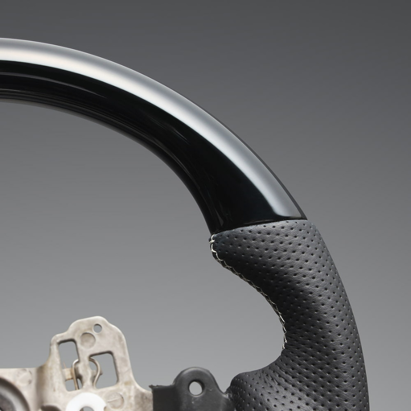 高品質の証ユーロステッチ採用 (ピアノブラックxシルバーステッチ) 純正交換ガングリップステアリング プリウス  60系 Gグレード専用 LS212