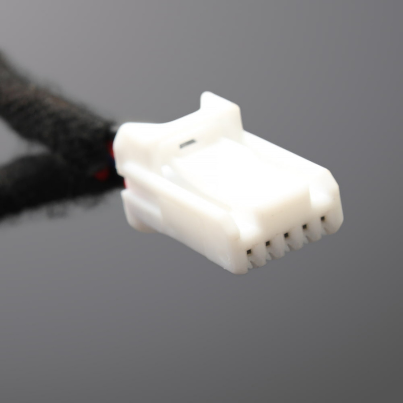 (マットリアルカーボン x アルカンターラBK x シルバーステッチ) 純正交換ガングリップステアリング ランクル  300系 R3/8- LS226 ヒーター対応