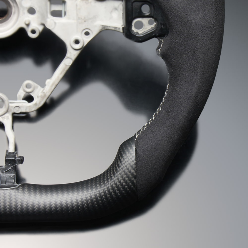 最上位モデル (マットリアルカーボン x アルカンターラBK x シルバーステッチ) 純正交換ガングリップステアリング 86/GR86 ZN6/ZN8 H28/-R6/4 LS243