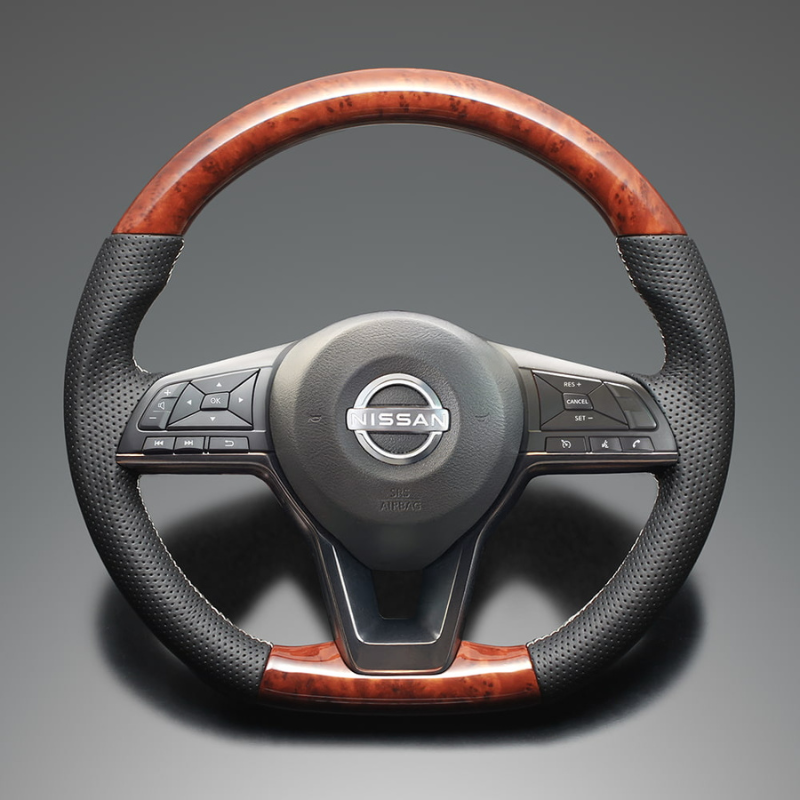 高品質の証ユーロステッチ採用 (茶木目xシルバーステッチ) 純正交換ガングリップステアリング キャラバンNV350 E26 R3/11- LS253