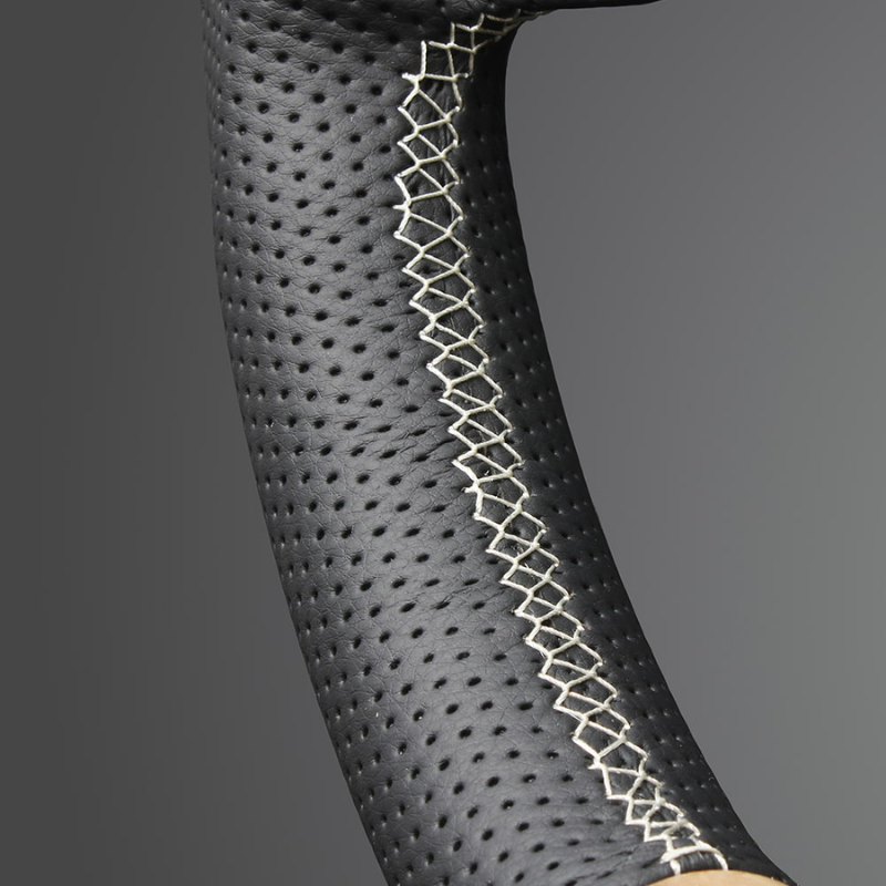 高品質の証ユーロステッチ採用 (マットアッシュブラウンxシルバーステッチ) 純正交換ガングリップステアリング キャラバンNV350 E26 R3/11- LS254