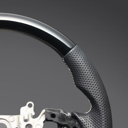 高品質の証ユーロステッチ採用 (ピアノブラックxシルバーステッチ) 純正交換ガングリップステアリング ヴェゼル RV系 R3/1- LS263