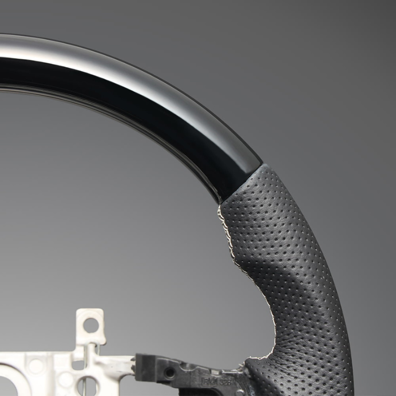 高品質の証ユーロステッチ採用 (ピアノブラックxシルバーステッチ) 純正交換ガングリップステアリング N-BOX/N-BOXカスタム JF5/6 R5/10- LS275