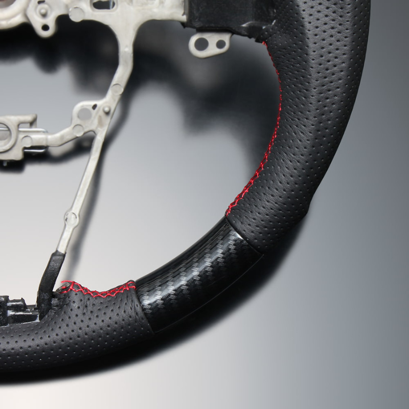 高品質の証ユーロステッチ採用 (カーボン調xレッドステッチ) 純正交換ガングリップステアリング ハスラー MR52/92 R2/1- LS282