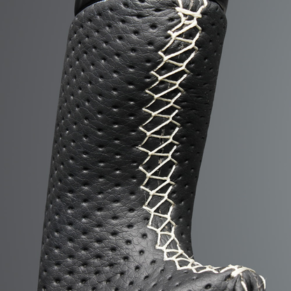 高品質の証ユーロステッチ採用 (ピアノブラックxシルバーステッチ) 純正交換ガングリップステアリング ジムニー/シエラ/ノマド JB64 H30/7- LS287