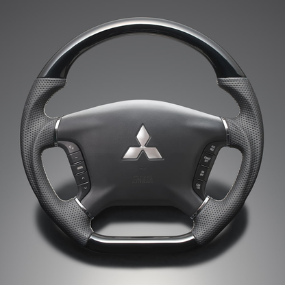 高品質の証ユーロステッチ採用 (ピアノブラックxシルバーステッチ) 純正交換ガングリップステアリング デリカD5 CV系 前期  H19/1-H30/12 LS297