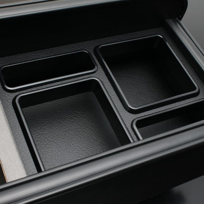 国内受注生産 (レザーブラック) デリカ専用センターコンソール デリカD5 CV系 前期 後期 ZFCB01 純正のカバーを外して両面テープで簡単