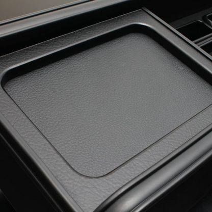 国内受注生産 (レザーブラック) デリカ専用センターコンソール デリカD5 CV系 前期 後期 ZFCB01 純正のカバーを外して両面テープで簡単